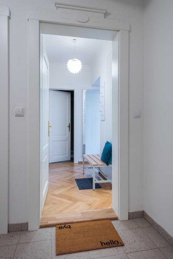 Beautiful Mala Strana Studio By Easybnb Prague Exterior photo